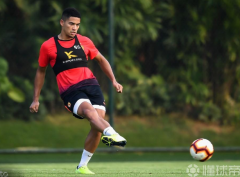 十博体育：李铁在完成火炬手任务后，将飞往天